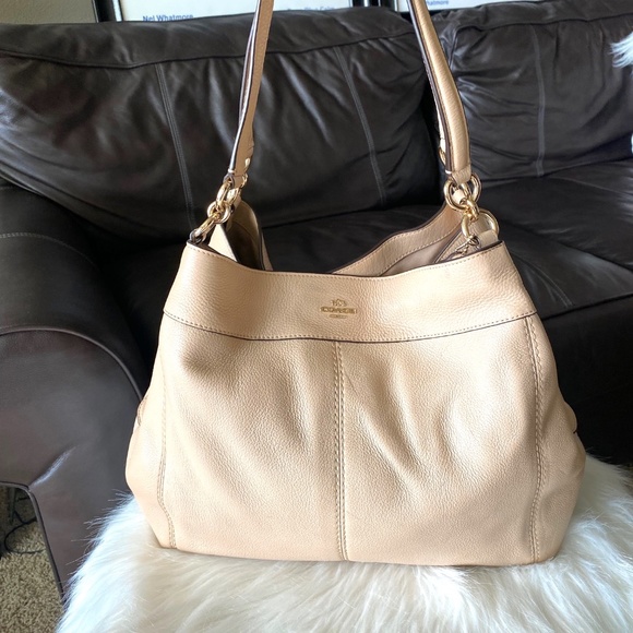 Coach Handbags - Coach Lexy Pebbled Leather Shoulder Bag (F57545)